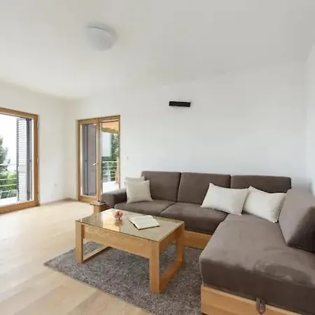 Lubey Villa Ljubač
