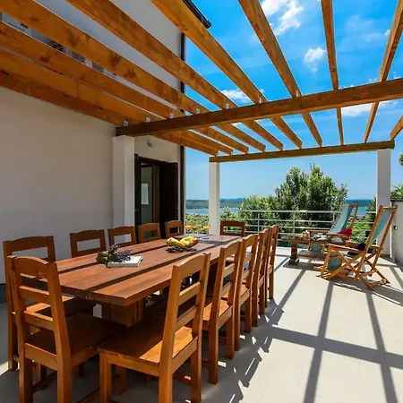 Villa Lubey Ljubac (Zadar)
