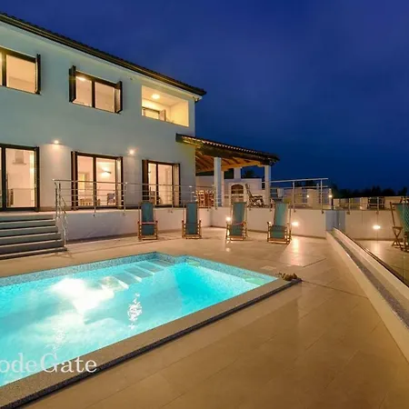 Lubey Villa *